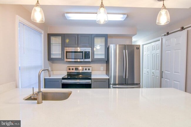 Building Photo - 1118 Stagecoach Trail