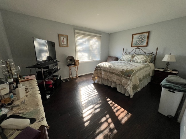 Building Photo - 183 Livingston Pl