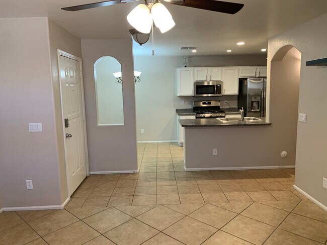 Building Photo - 42428 W Michaels Dr