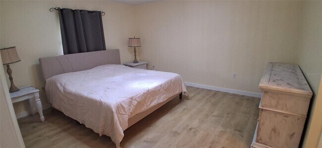 Building Photo - 441 Rubens Dr