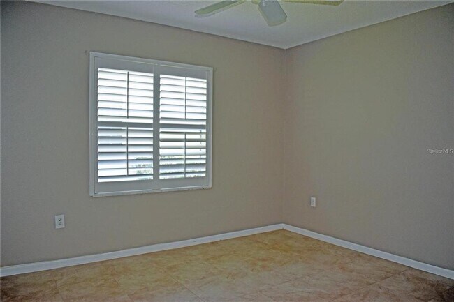 Building Photo - 14499 Tamarind Loop