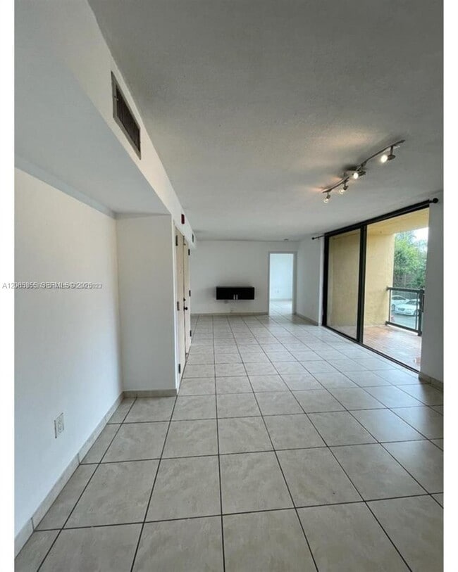 Building Photo - 11750 SW 18th St