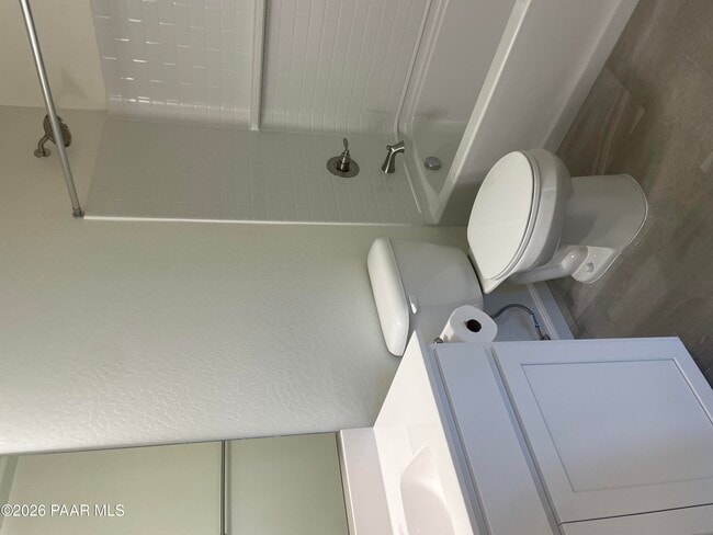 Building Photo - 1118 Helsing Rd