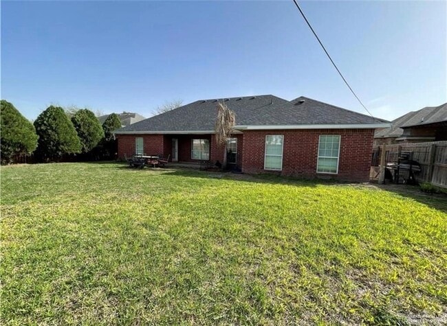 Building Photo - 16 Nappa Valley Dr