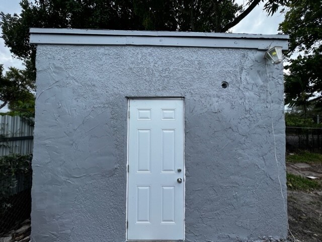 Building Photo - 1381 NW 56th St