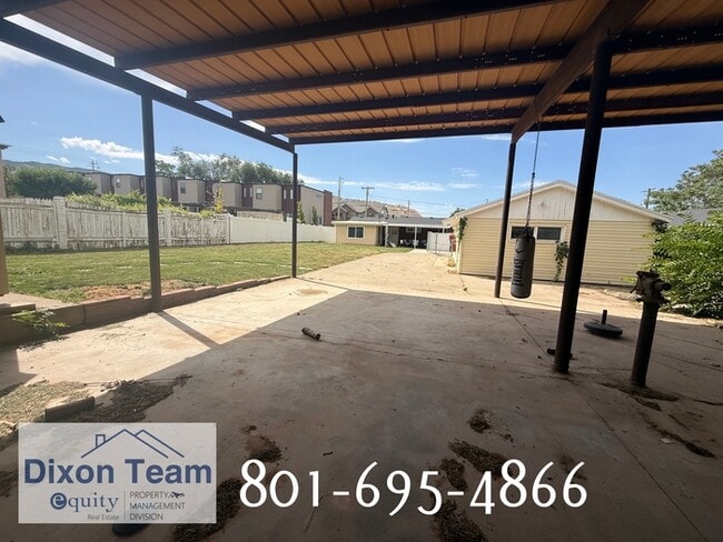 Building Photo - 44 W 150 N