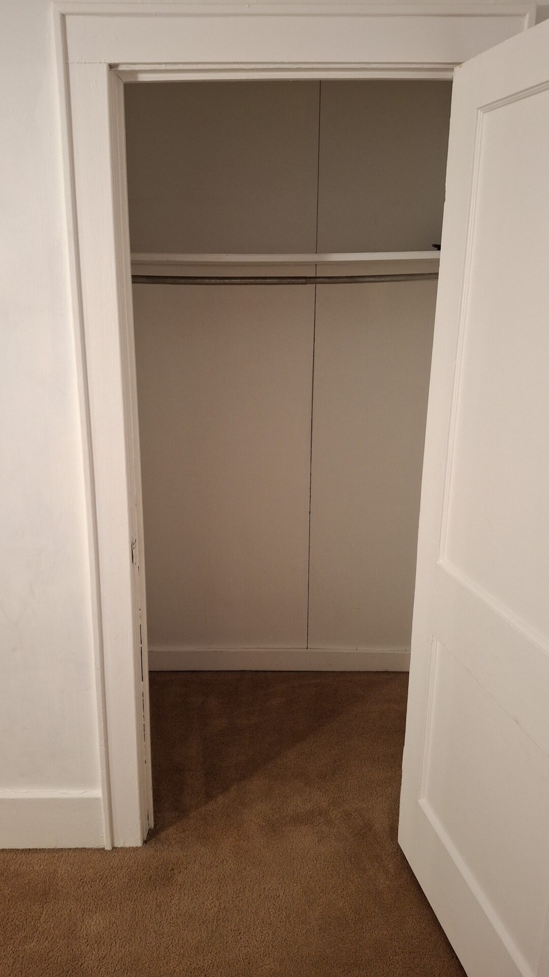 Building Photo - 401 Monroe St