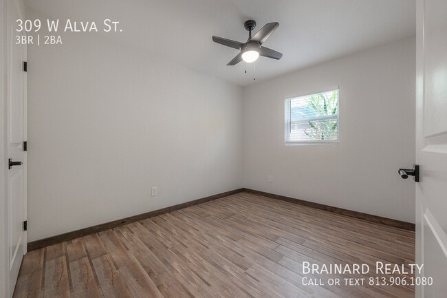 Building Photo - 309 W Alva St