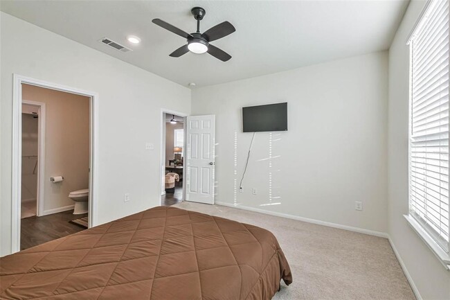 Building Photo - 24063 Prairie Dust Dr