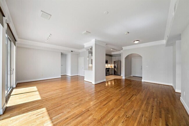 Building Photo - 3333 Allen Pkwy