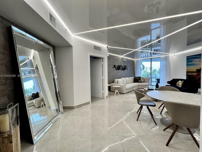 Building Photo - 17301 Biscayne Blvd