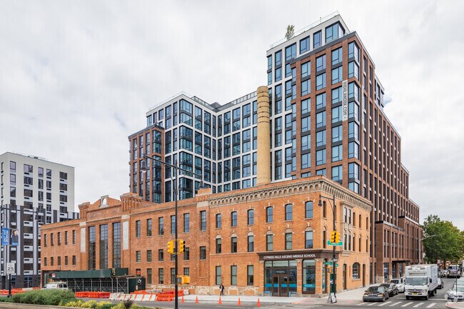 Building Photo - The Highland Apartments