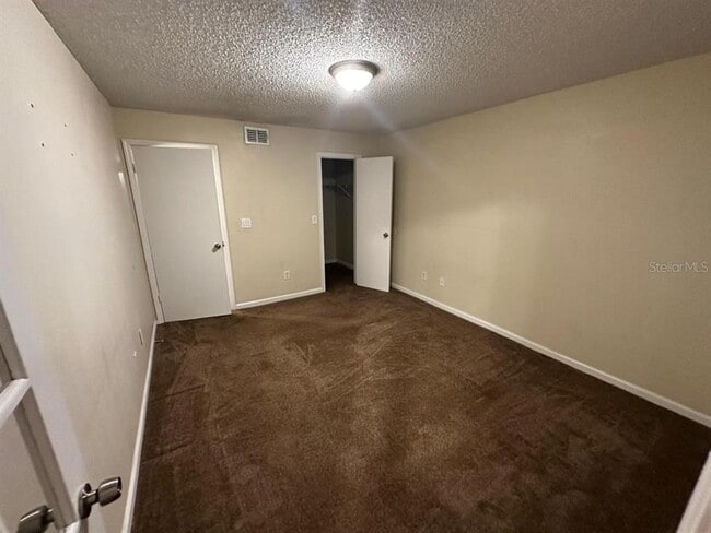 Building Photo - 4606 Commander Dr