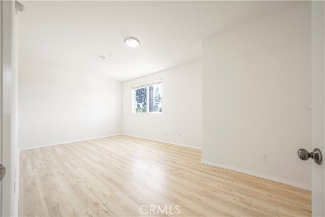 Building Photo - 13941 Sherman Way