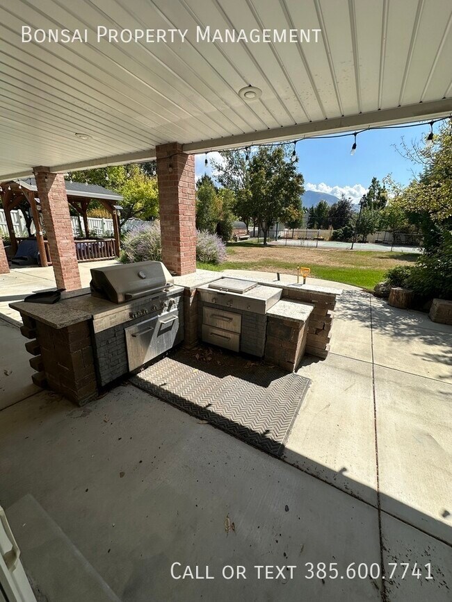 Building Photo - 11291 Palisade View Dr