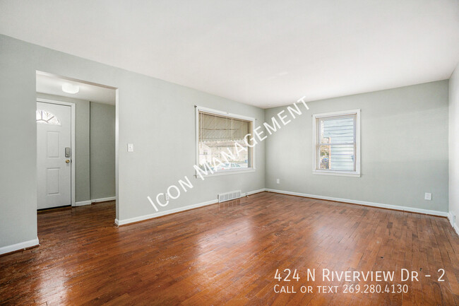 Building Photo - Beautiful 2 bed in Parchment