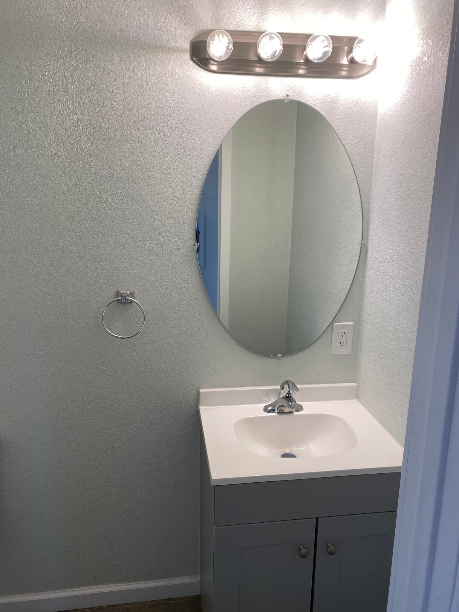 Building Photo - 12960 E 13th Pl