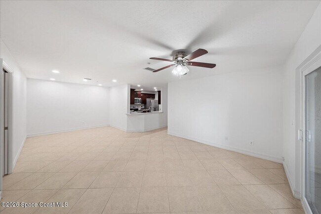Building Photo - 7667 N Wickham Rd