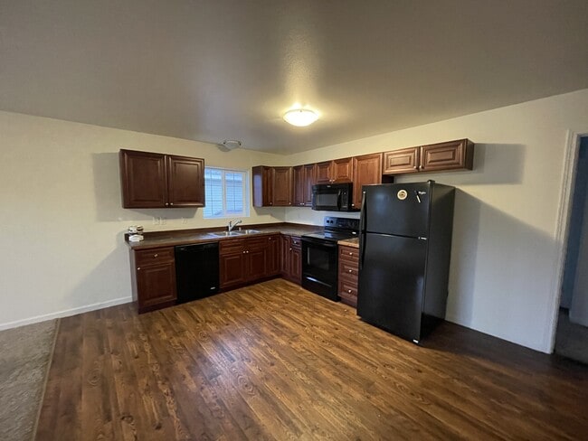 Building Photo - 3832 S Lance B Cir