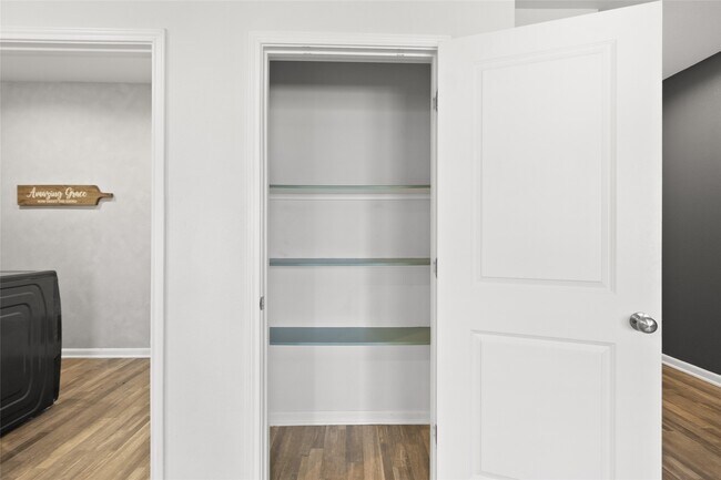 Building Photo - 111 Bering Dr