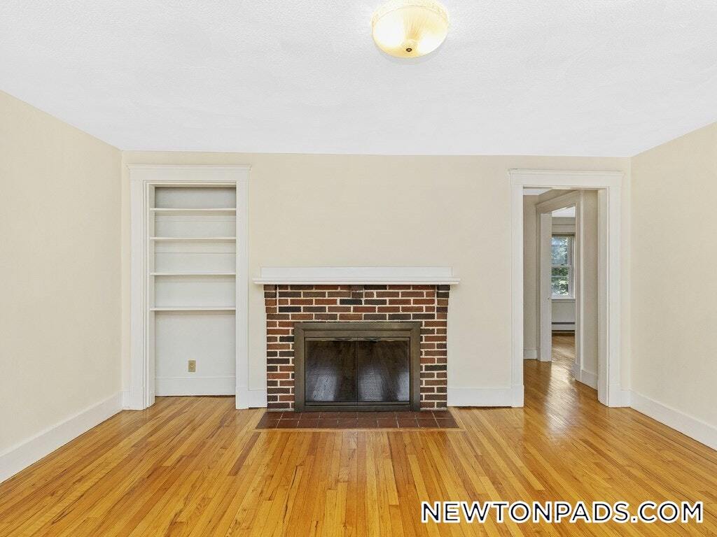 Building Photo - 1145 Boylston St