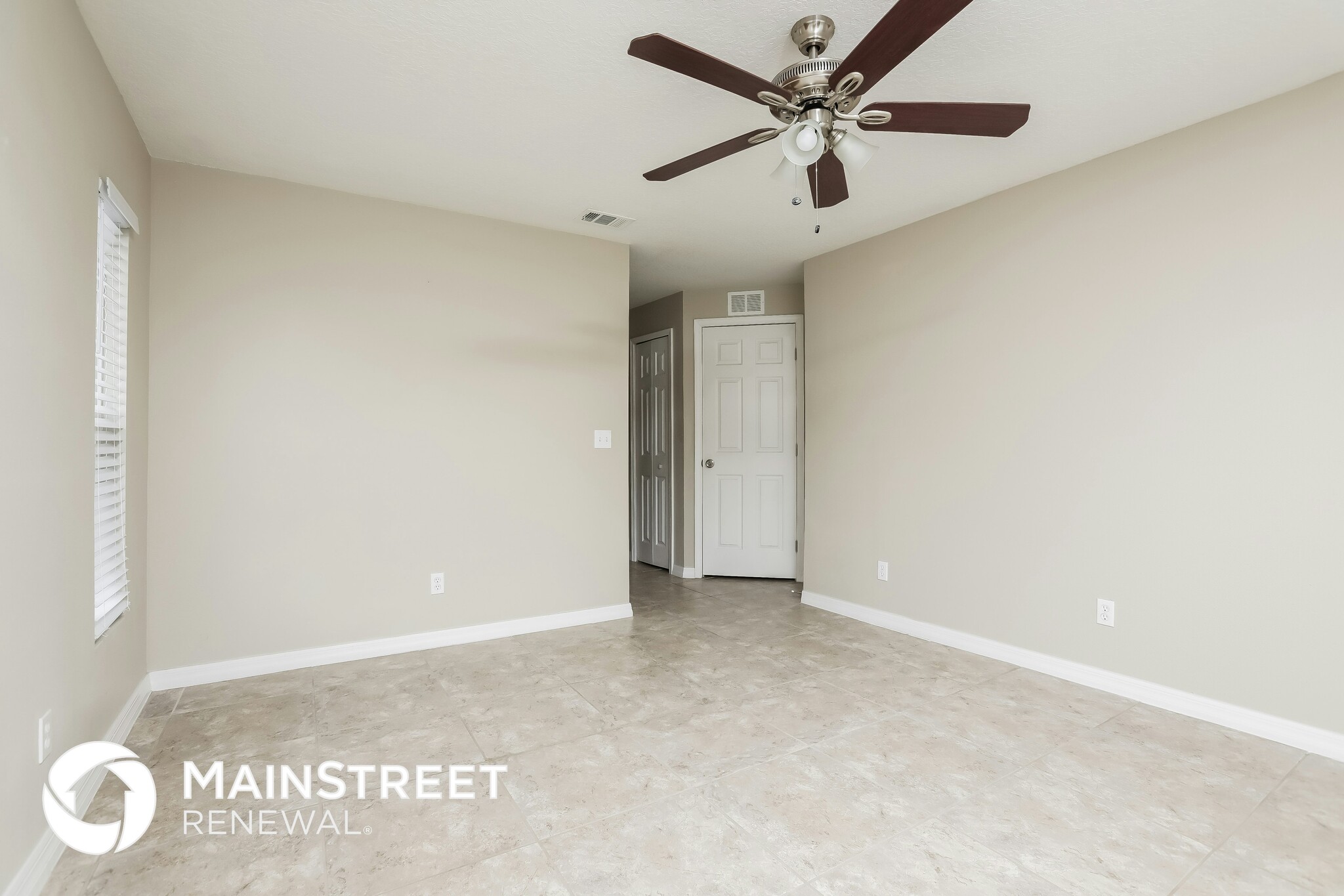 Building Photo - 549 Antelope Dr