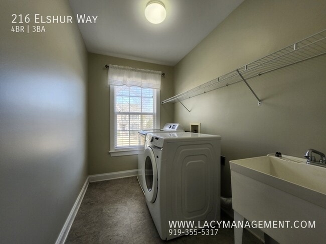 Building Photo - 216 Elshur Way