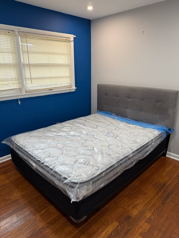 Building Photo - 153 Oakcliff Ct NW