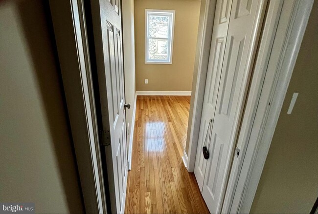 Building Photo - 2841 N Judson St