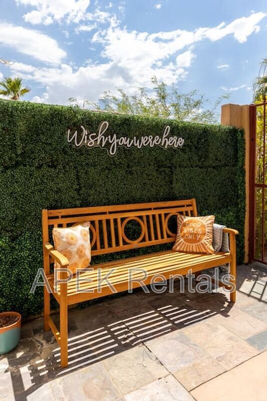 Building Photo - 2184 E Powell Rd