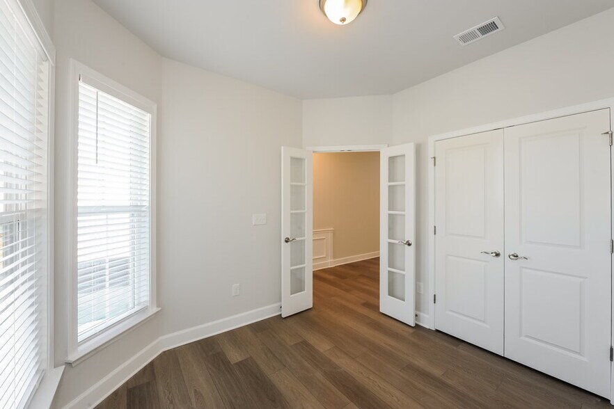 Building Photo - 119 Alcovy Ct