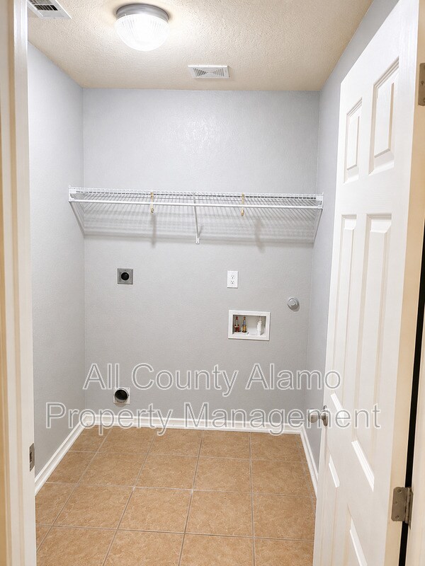 Building Photo - 11123 Verbena Path