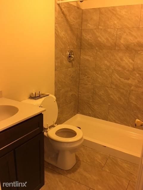 Building Photo - 4 br, 3 bath Townhome - 1133 Somerset St