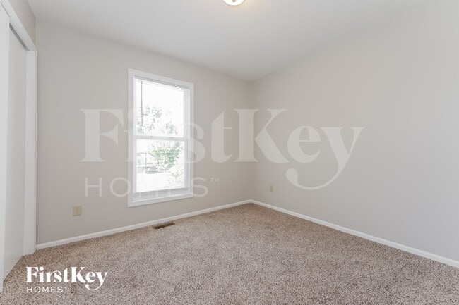 Building Photo - 18901 S Ash St