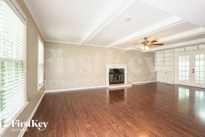 Building Photo - 7 Stoney Glen Pl