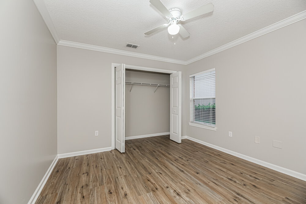 Building Photo - 3168 Tower Oaks Dr