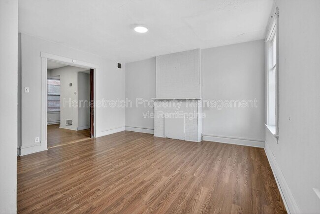 Building Photo - 551 Bates St