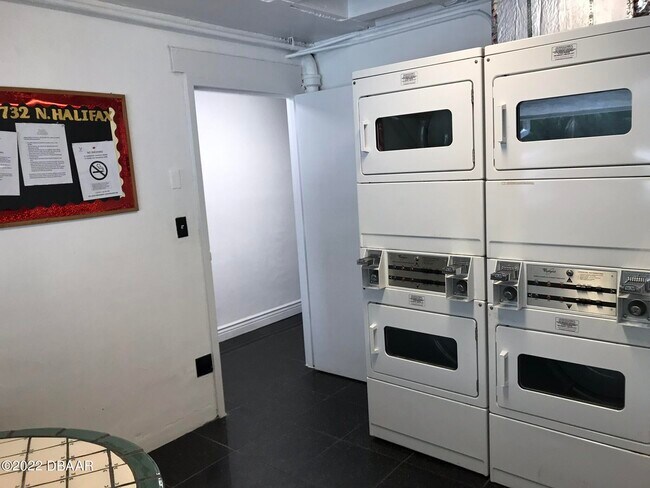 Building Photo - 732 N Halifax Ave