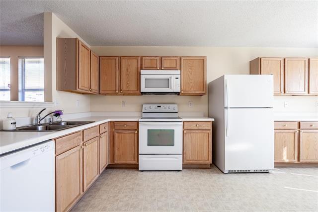 Building Photo - 1007 Chilton Dr