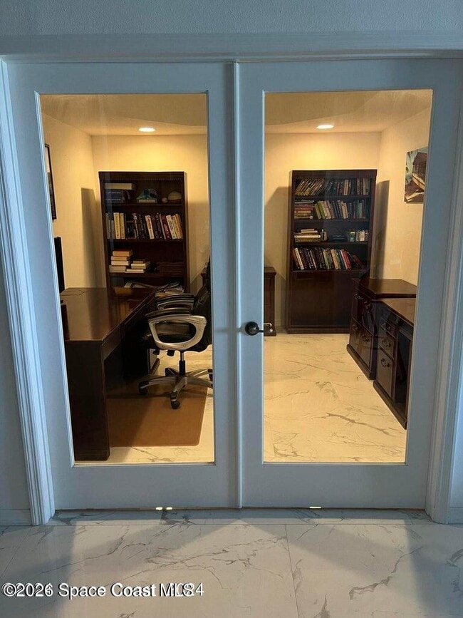 Building Photo - 8871 Lake Dr