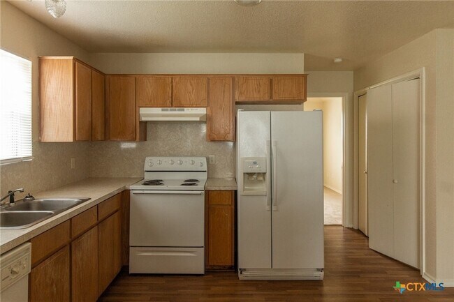 Building Photo - 4101 Gus Dr