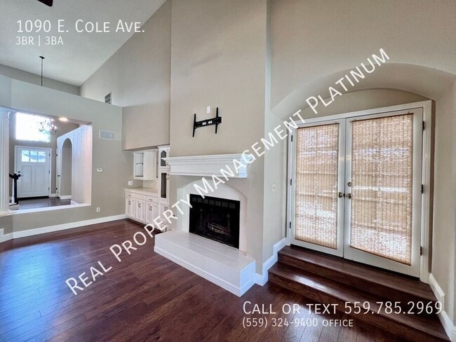 Building Photo - 1090 E Cole Ave