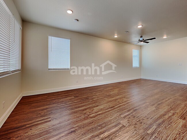 Building Photo - 3331 S 2580 W