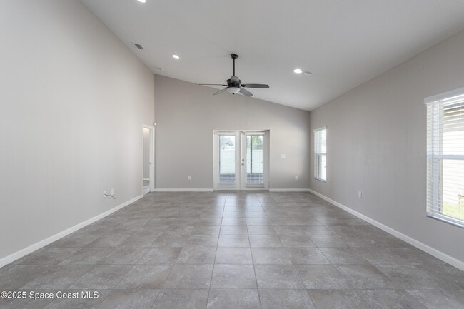 Building Photo - 4105 Harvest Cir