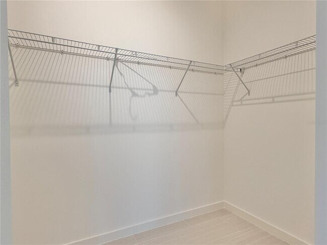 Building Photo - 920 N Osceola Ave