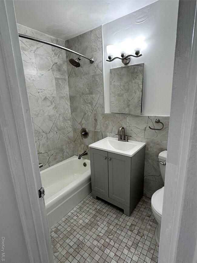 Building Photo - 20 Wendell St