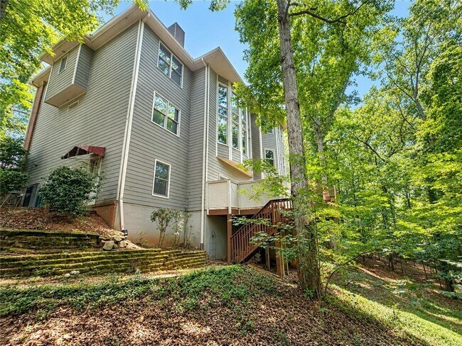 Building Photo - 1765 Noblin Summit Dr