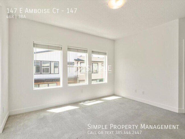 Building Photo - 147 E Amboise Ct