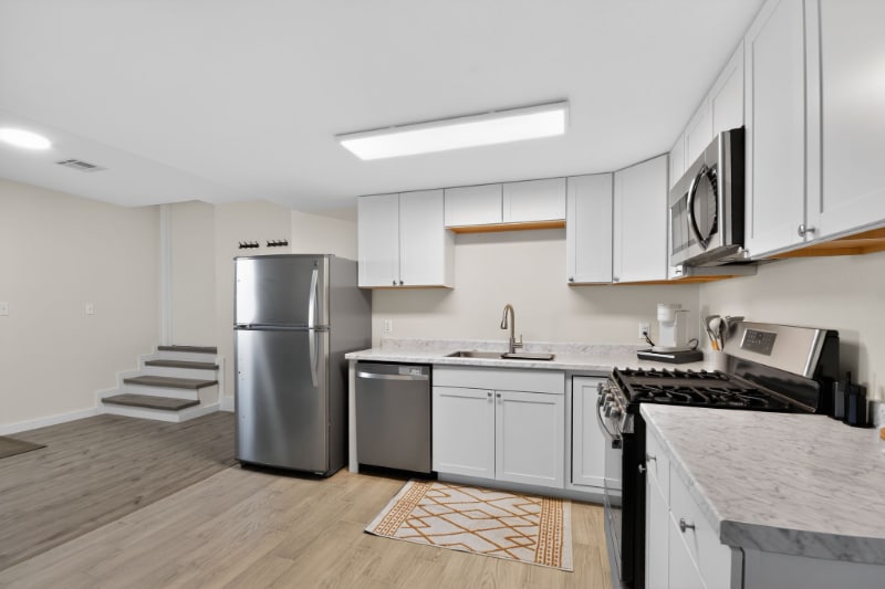 Building Photo - 407 Corona Ave