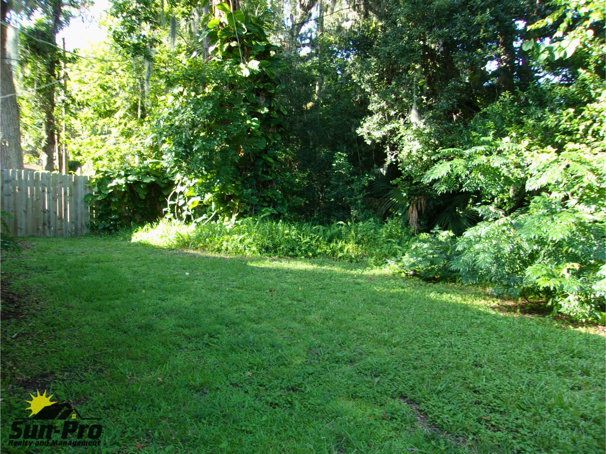 Building Photo - 323 Cavanah Dr